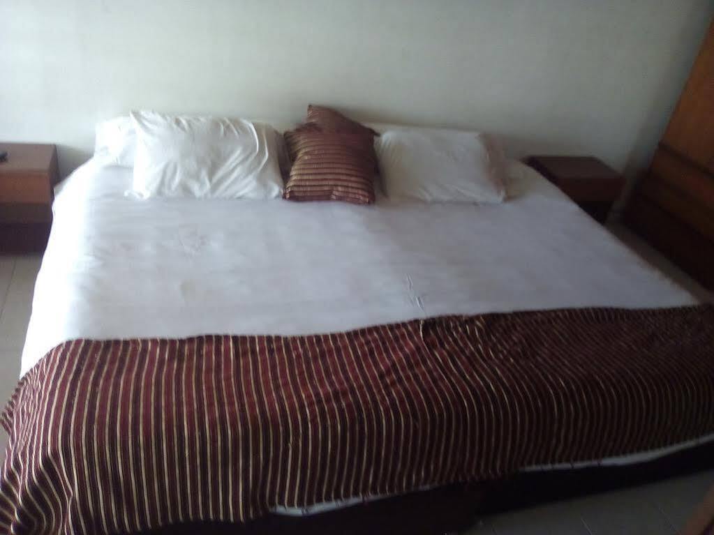Deportel Hostal